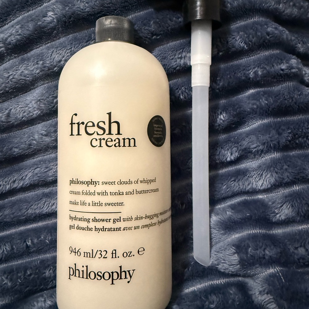 Philosophy Fresh Cream Hydrating Shower Gel — Cream and Black